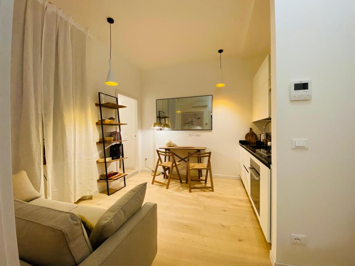 Piazzaborsa Charme Apartment Трієст Екстер'єр фото